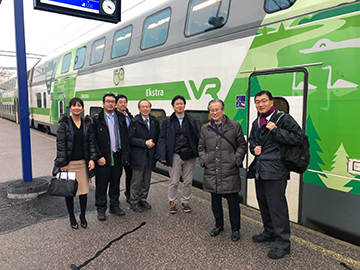 Gehrchen、Robert先生とチポリ公園内で